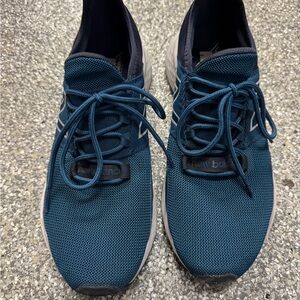 New Balance Men's Fresh Foam ROAV